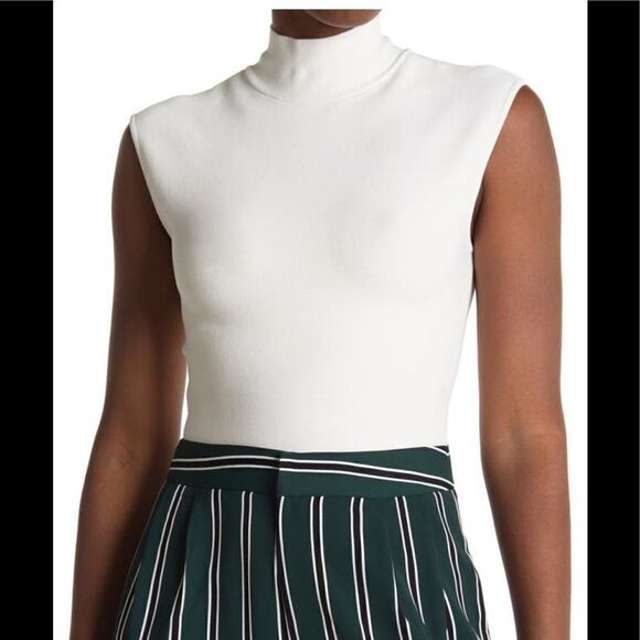 -  BCBGMAXAZRIA  sleeveless turtleneck mock neck crop top  in white size M , NWT - Picture 1 of 5
